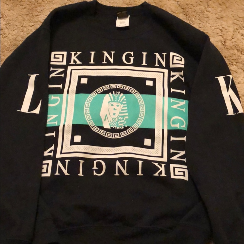 Sweatshirt